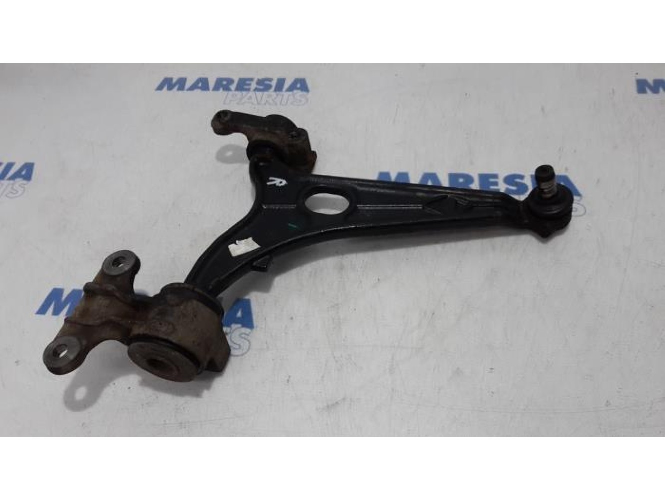 Citroen - Jumpy - Front lower wishbone, left