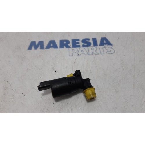Citroen - Jumpy - Windscreen washer pump