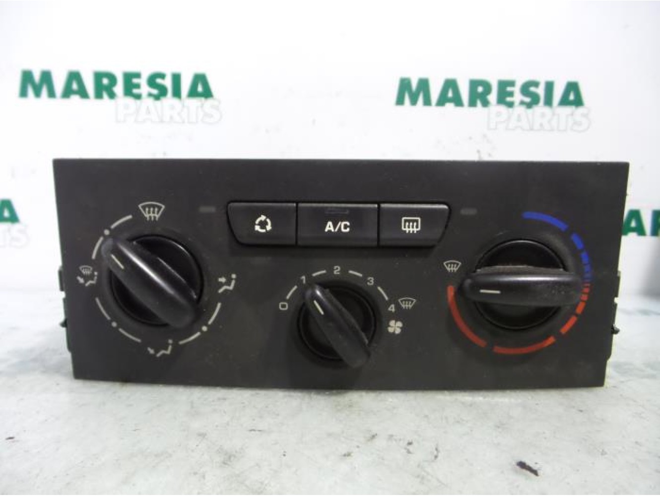 Peugeot - 207 - Heater control panel