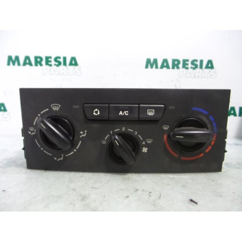 Peugeot - 207 - Heater control panel