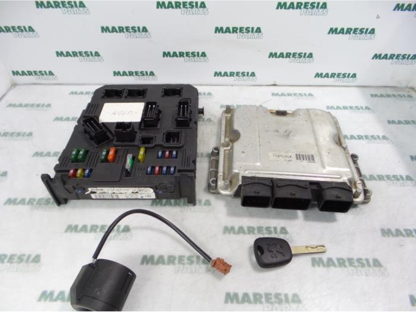 Peugeot - 206 - Engine management computer
