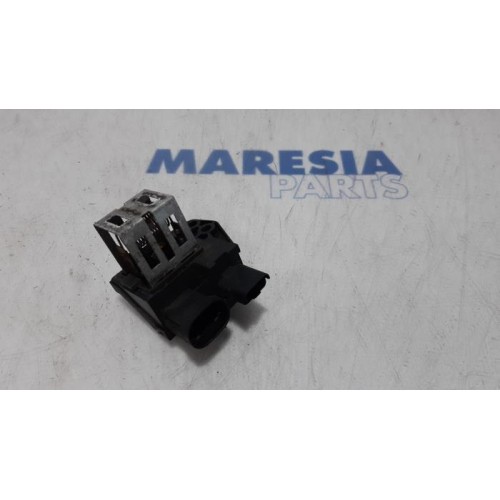 Peugeot - 508 - Cooling fan resistor