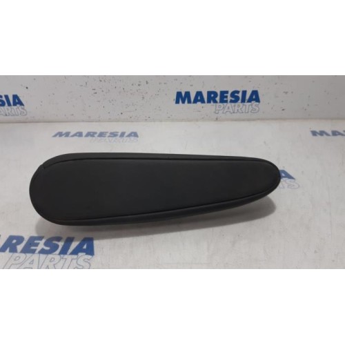 Renault - Espace - Armrest