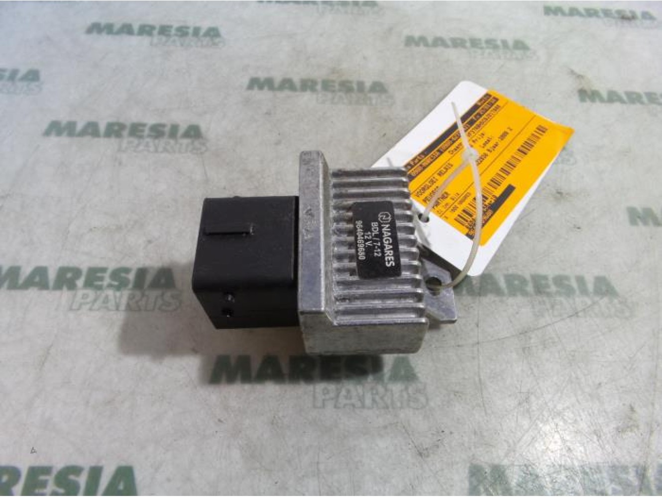 Peugeot - Partner - Glow plug relay