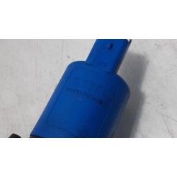 Peugeot - RCZ - Scheibensprüherpumpe vorne