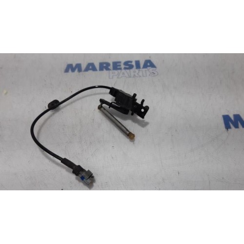 Peugeot - RCZ - Stabilisatie Regel Sensor