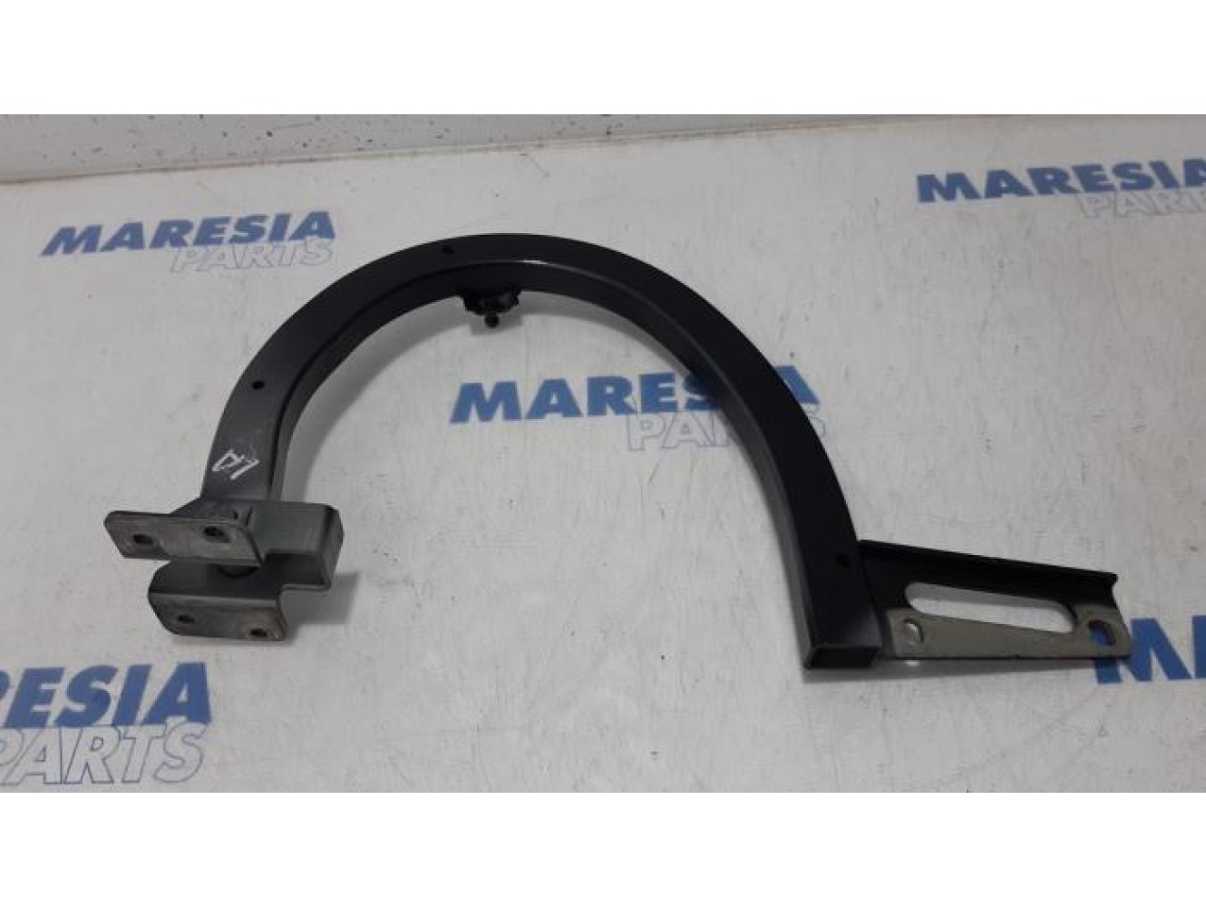 Peugeot - RCZ - Tailgate hinge