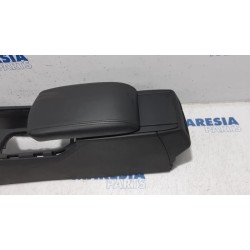 Peugeot - RCZ - Middle console