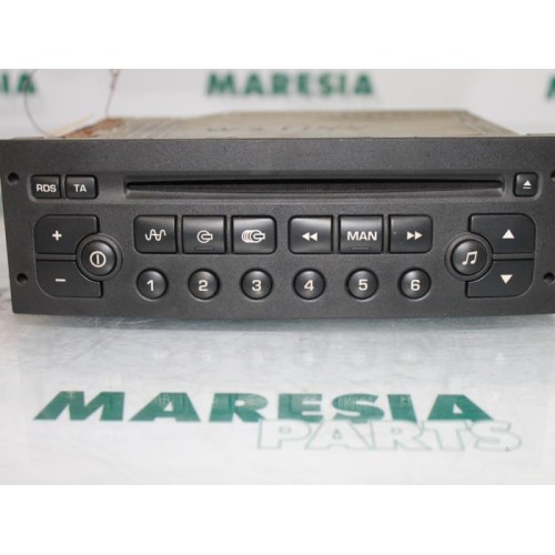 Peugeot - 206 - Radio CD player