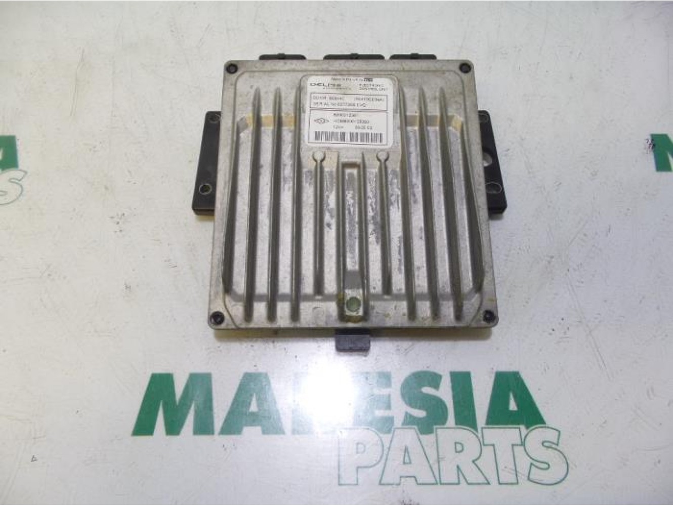 Renault - Clio - Engine management computer