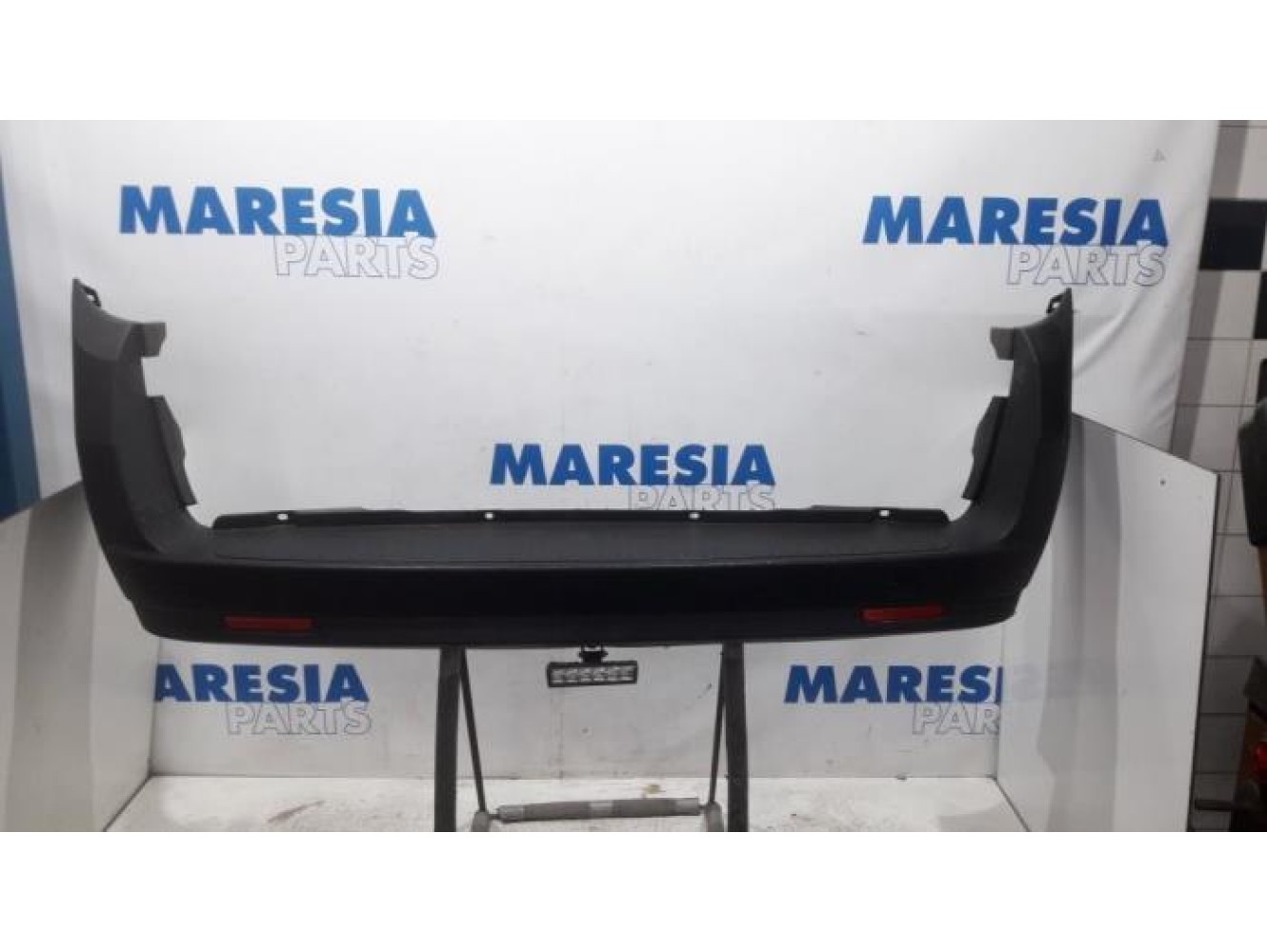Opel - Combo - Rear bumper
