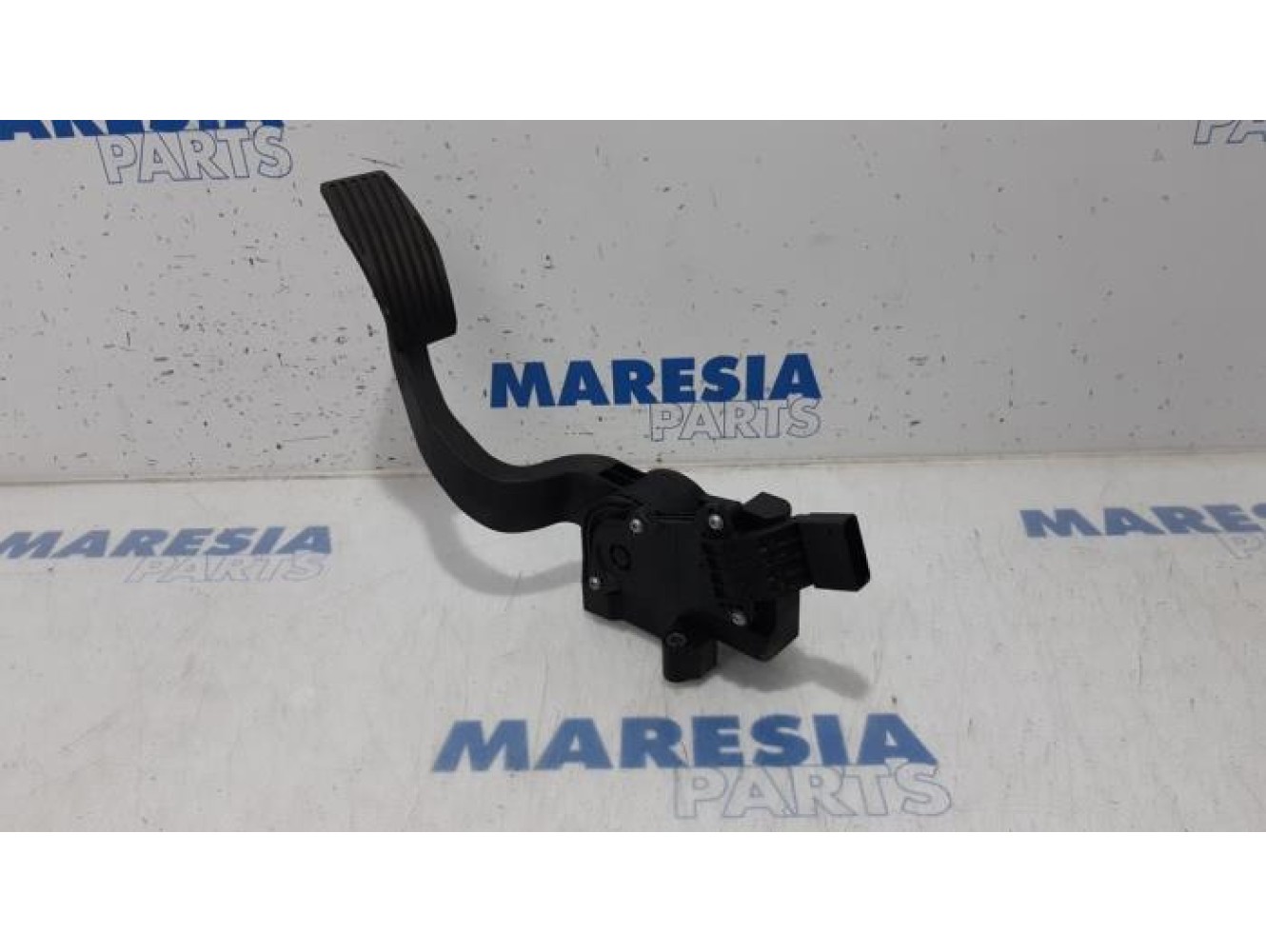 Opel - Combo - Throttle pedal position sensor