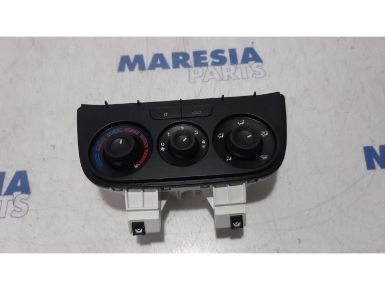 Opel - Combo - Heater control panel
