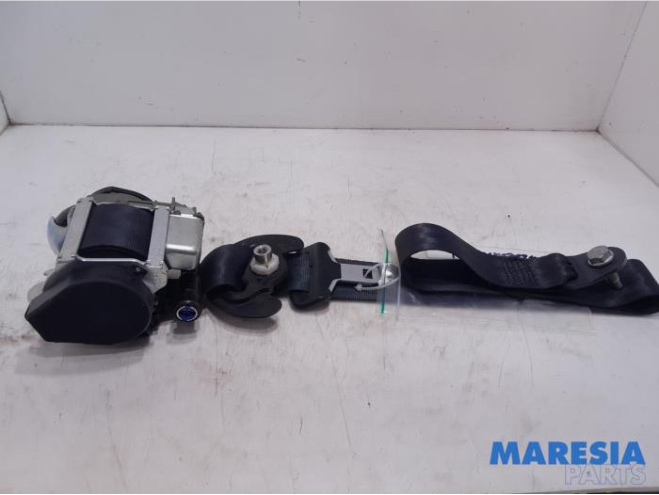 Peugeot - 308 - Front seatbelt, left