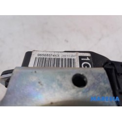 Peugeot - 308 - Front seatbelt, left