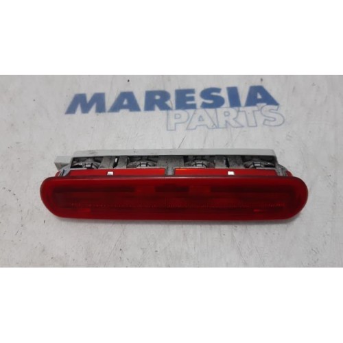 Opel - Combo - Third brake light