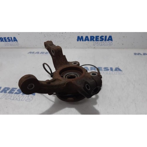 Opel - Combo - Fusee links-voor