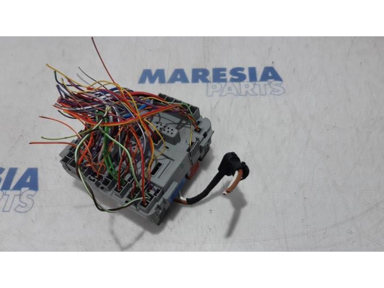 Opel - Combo - Fuse box