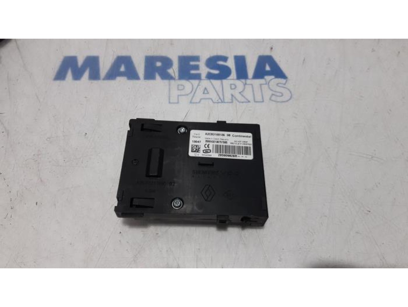 Renault - ZOE - Card reader (lock)