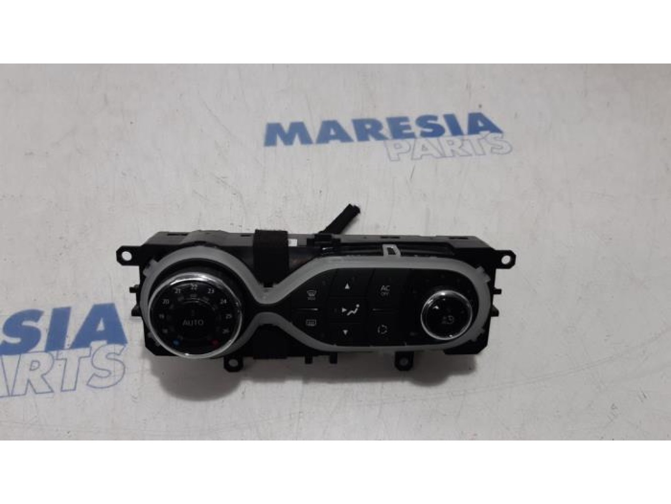 Renault - ZOE - Heater control panel