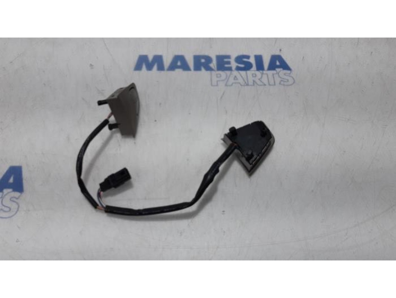 Renault - ZOE - Cruise control switch