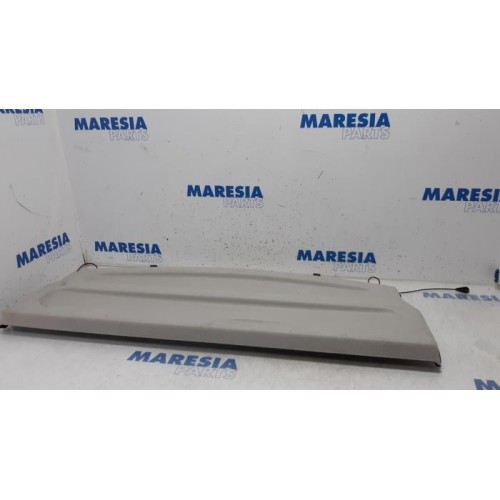 Renault - ZOE - Parcel shelf
