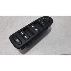 Peugeot - 508 - Multi-functional window switch