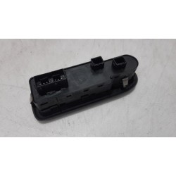 Peugeot - 508 - Multi-functional window switch