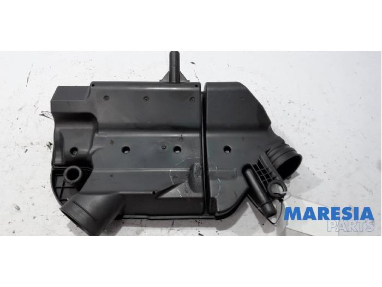 Opel - Combo - Air box