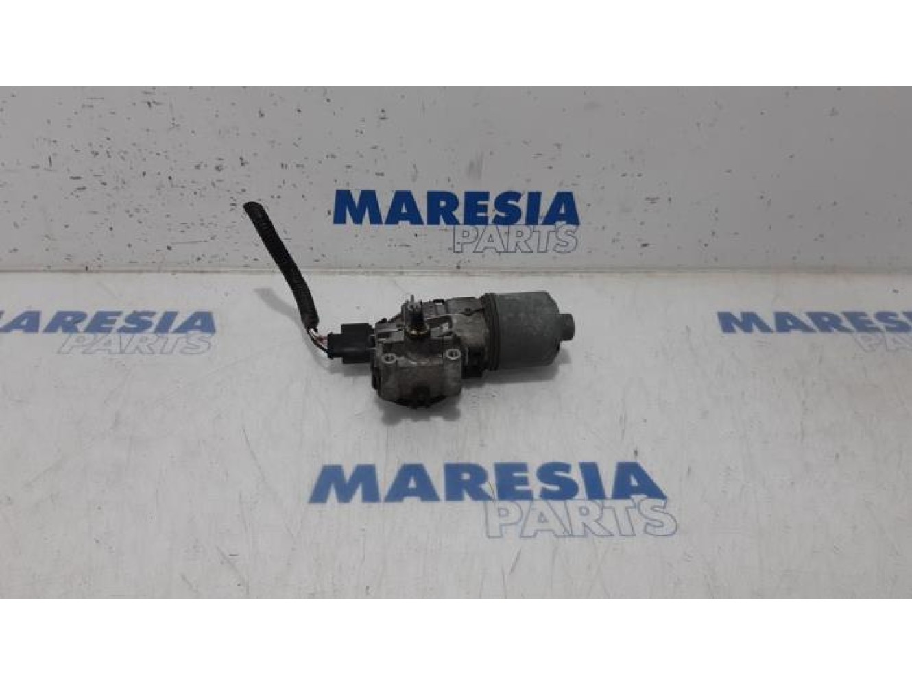 Opel - Combo - Front wiper motor