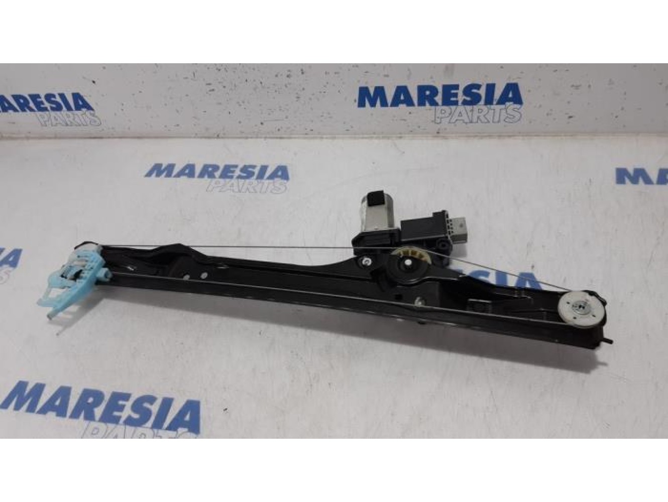 Opel - Combo - Window mechanism 2-door, front right