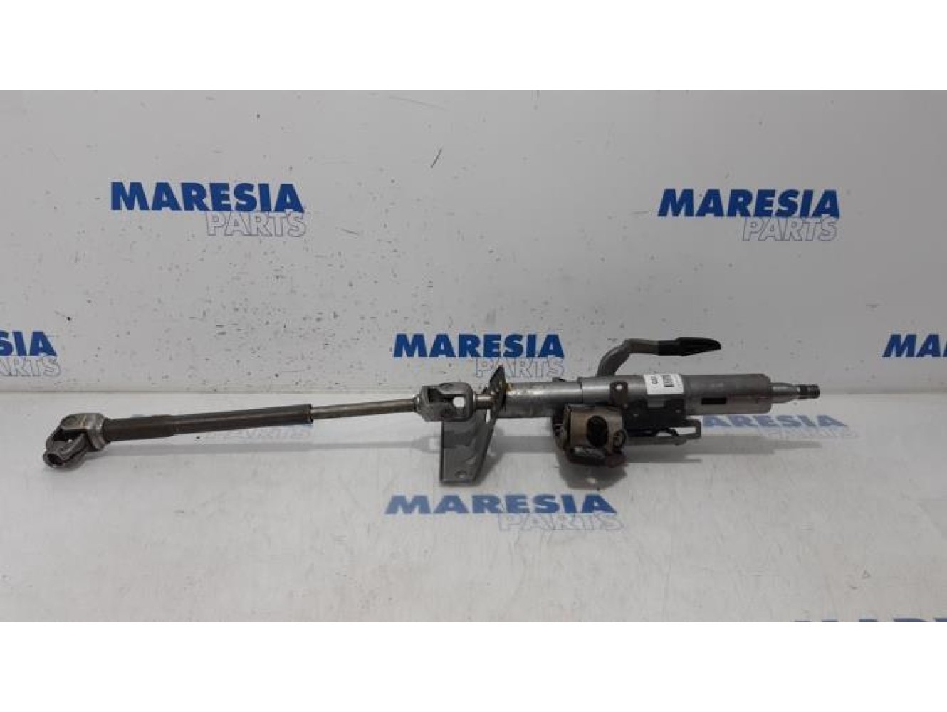 Opel - Combo - Steering column housing