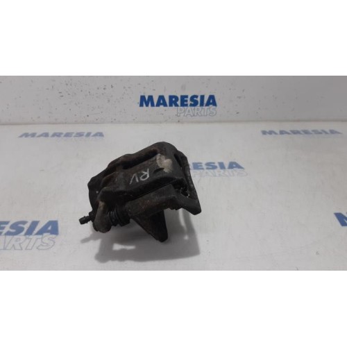 Renault - ZOE - Front brake calliper, right