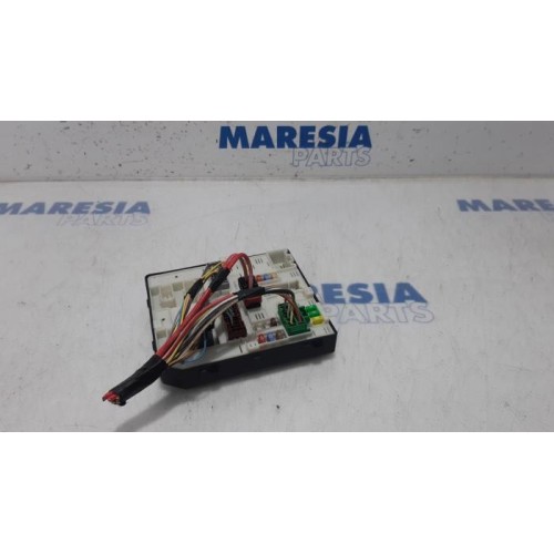 Renault - ZOE - Fuse box