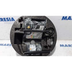 Renault - ZOE - Tyre repair kit