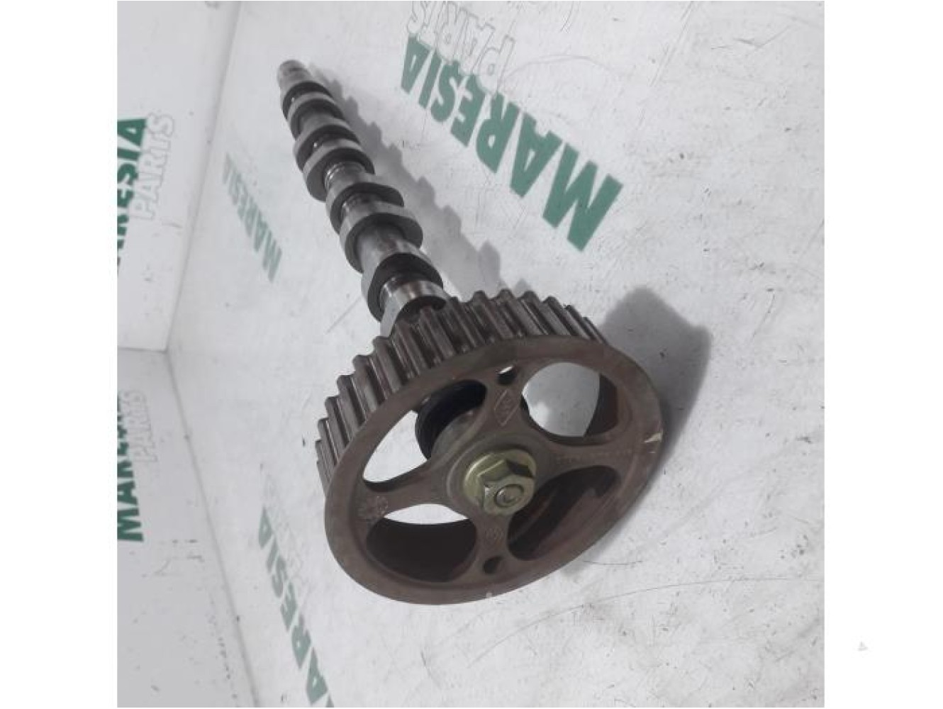 Renault - Clio - Camshaft