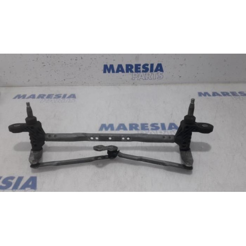 Fiat - 500 - Wiper mechanism
