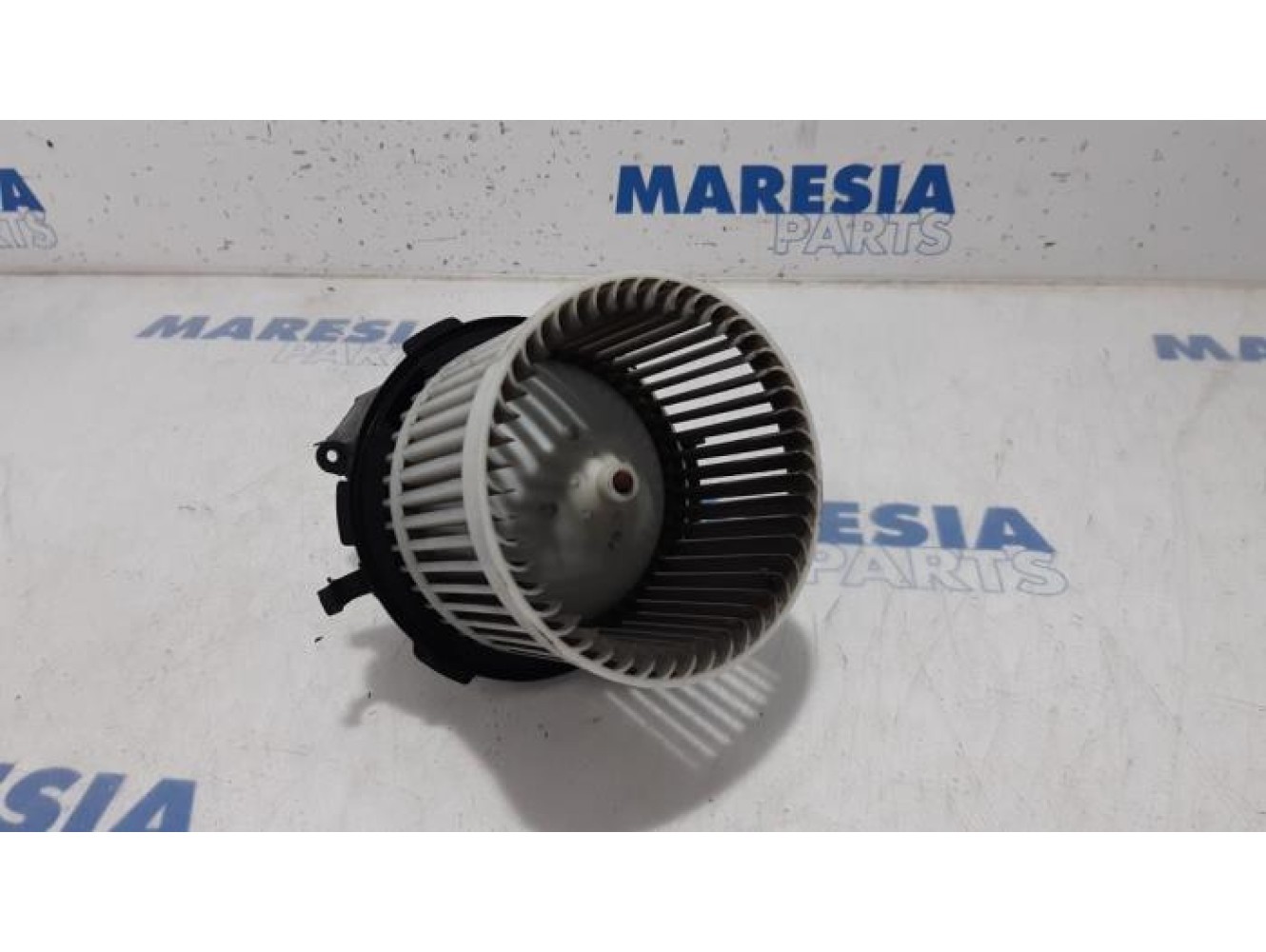 Fiat - 500 - Heating and ventilation fan motor