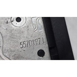 Fiat - 500 - Tailgate lock mechanism