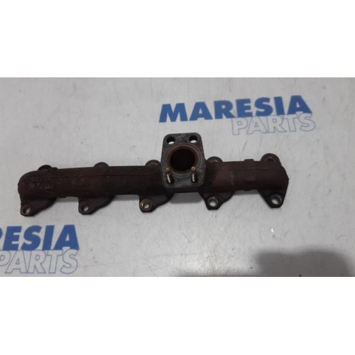 Peugeot - 2008 - Exhaust manifold