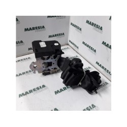 Renault - Twingo - Sicherheitsgurt links hinten