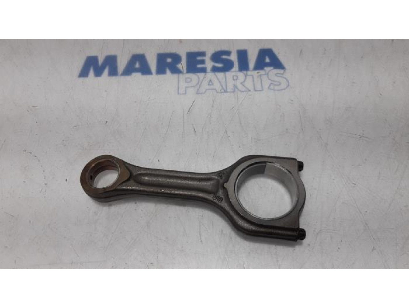 Citroen - DS3 - Connecting rod