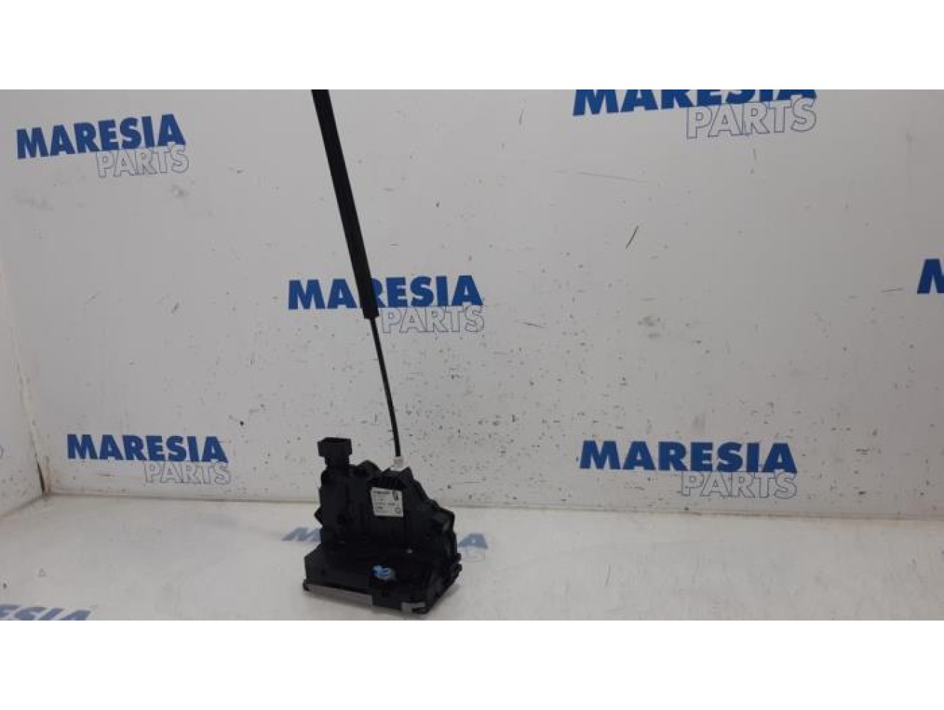 Fiat - Punto - Front door lock mechanism 4-door, right