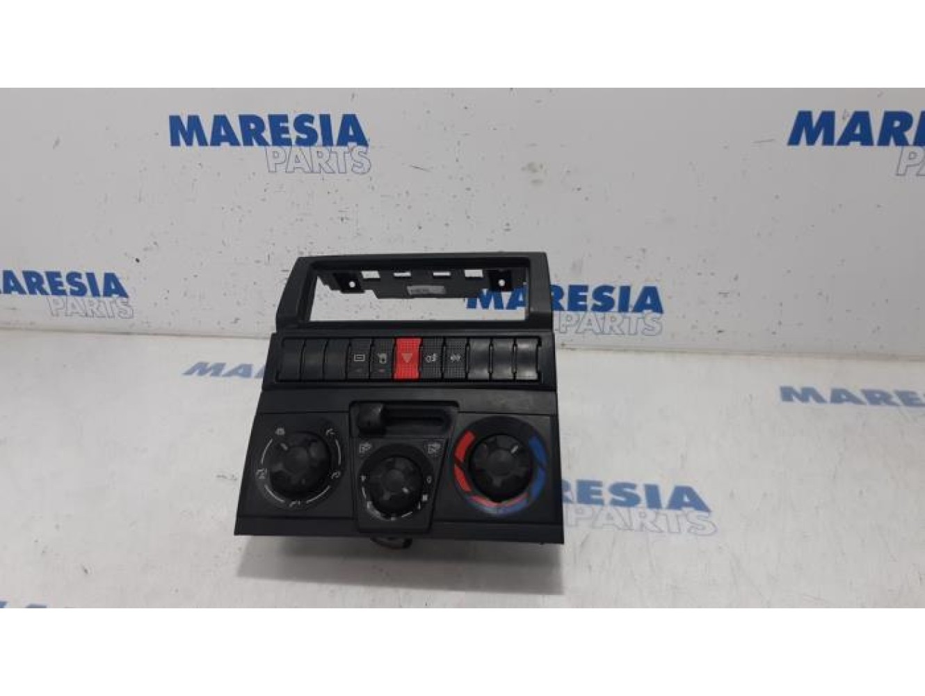 Iveco - Daily - Panneau de commandes chauffage
