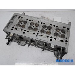 Fiat - Punto - Cylinder head