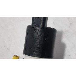 Renault - Scenic - Scheibensprüherpumpe vorne
