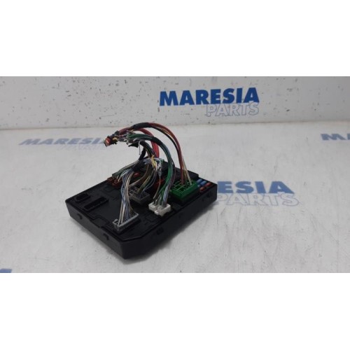 Renault - Scenic - Fuse box