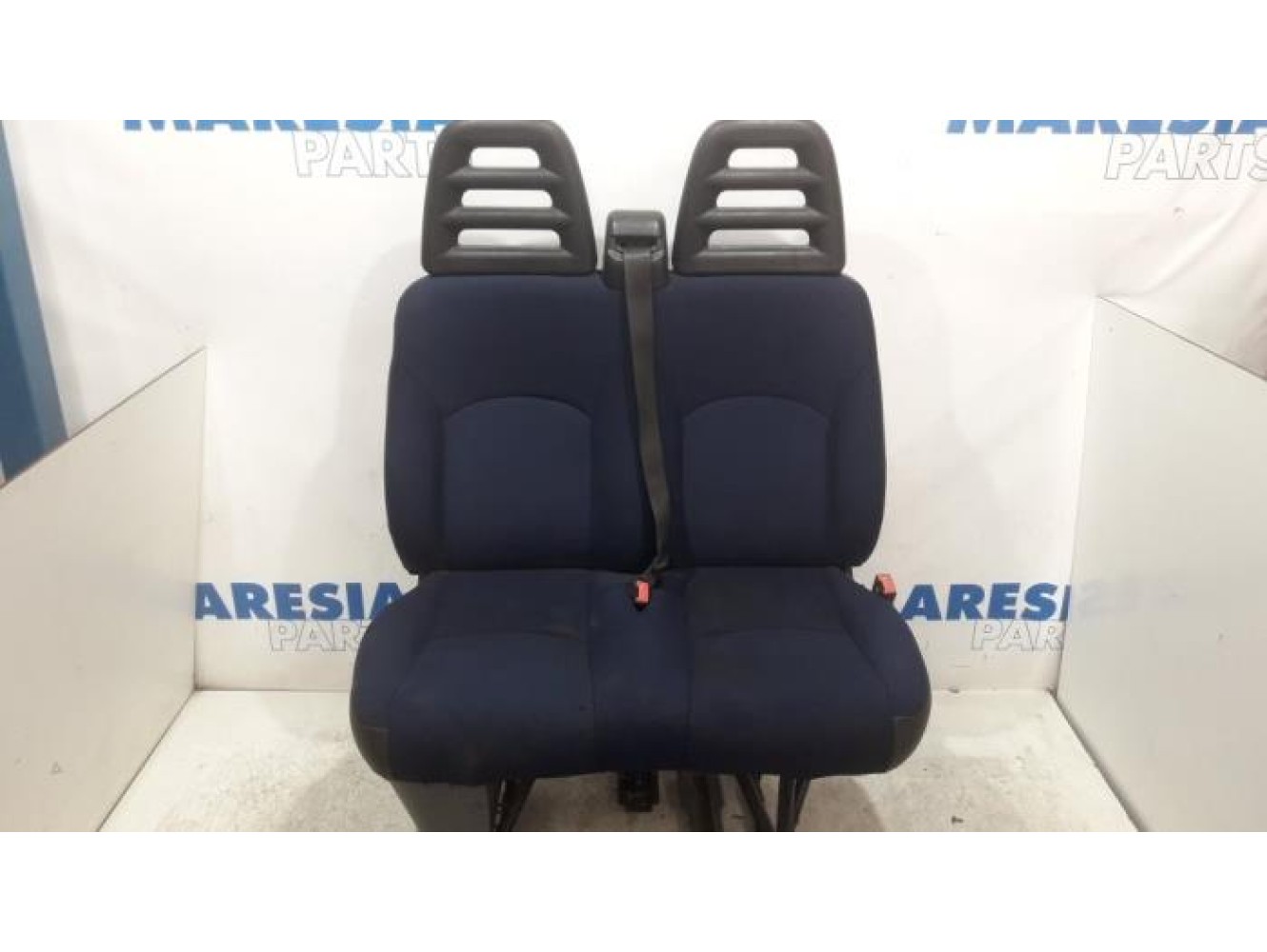 Iveco - Daily - Double front seat, right