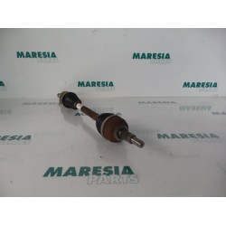 Renault - Megane Scenic - Aandrijfas links-voor