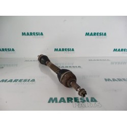 Renault - Megane Scenic - Front drive shaft, left